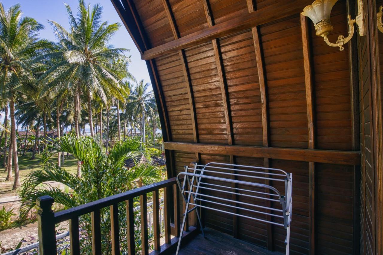Batununggul Coconut Hill Cottage מראה חיצוני תמונה