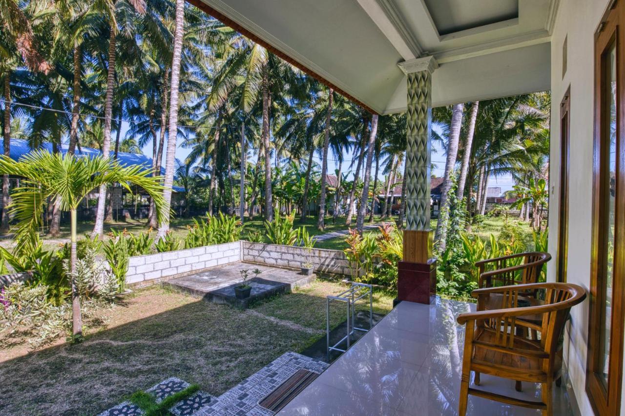 Batununggul Coconut Hill Cottage מראה חיצוני תמונה